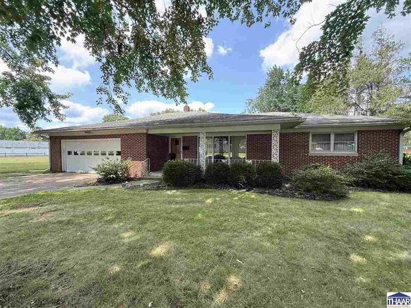109 E Cantor Drive, Terre Haute, IN 47802