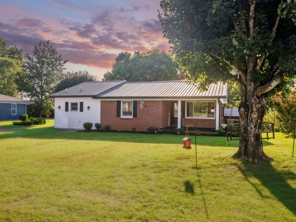 33 Horseshoe Bend Ln , Elmwood, TN 38560