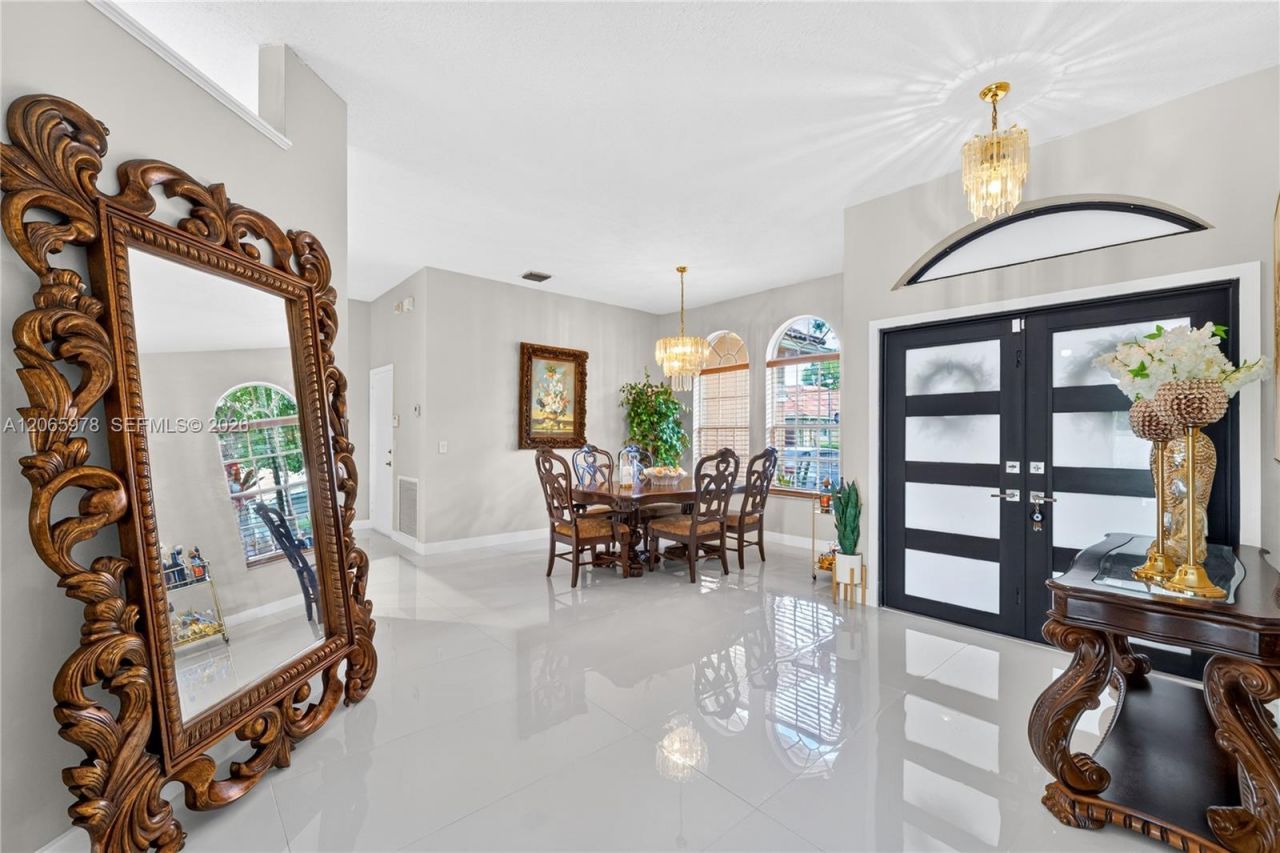 12617 NW 23rd St, Pembroke Pines, FL 33028 Photo