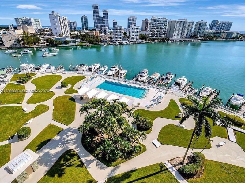 900 Bay Dr, Unit 207, Miami Beach, FL 33141 Photo