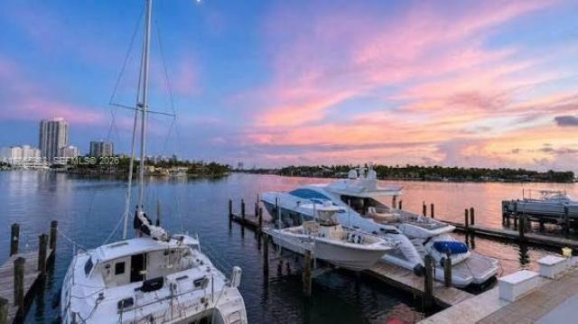 900 Bay Dr, Unit 207, Miami Beach, FL 33141 Photo