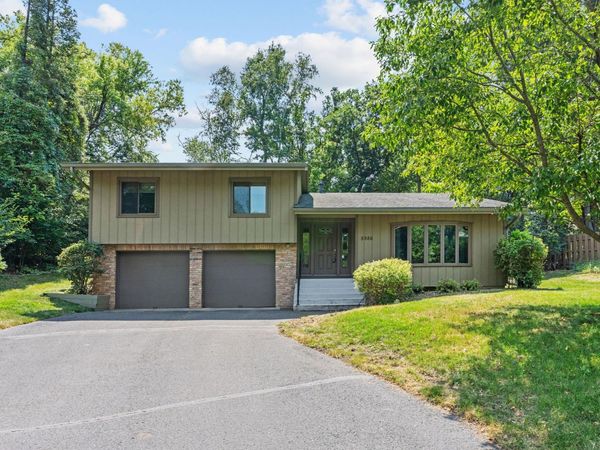 5986 McKinley Street NE, Fridley, MN 55432