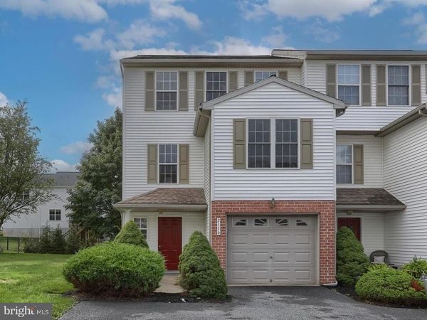2116 AUTUMN CT, LEBANON, PA 17042
