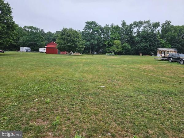 RAILROAD LANE , SHIPPENSBURG, PA 17257