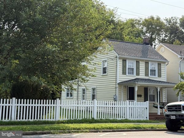 1813 WASHINGTON AVENUE, FREDERICKSBURG, VA 22401