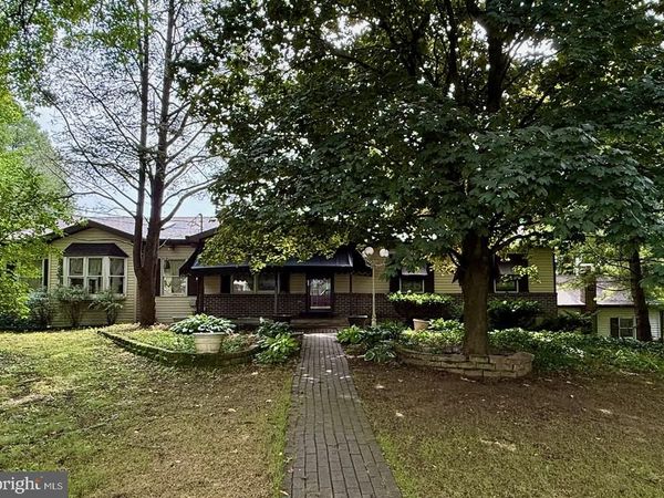 292 MINE ROAD, FLEETWOOD, PA 19522