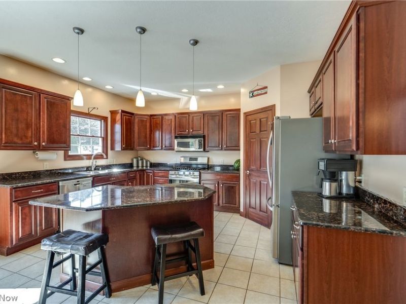 8493 Deacon Avenue NW, North Canton, OH 44720 Photo 15
