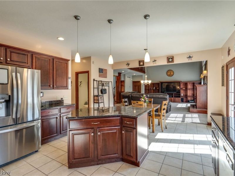 8493 Deacon Avenue NW, North Canton, OH 44720 Photo 18