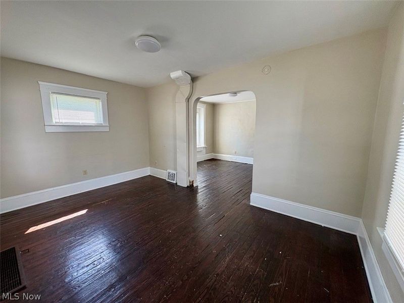 141 Fulton Street, Akron, OH 44305 Photo 3