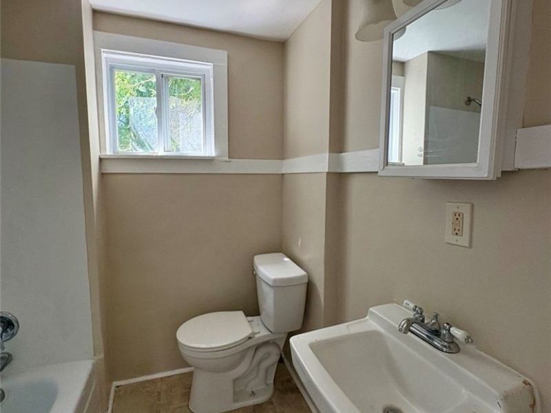 141 Fulton Street, Akron, OH 44305 Photo 7