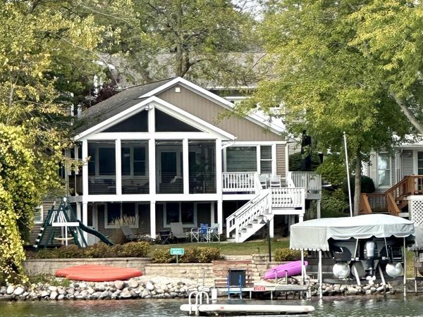 W5193 Sterlingworth COURT, Elkhorn, WI 53121