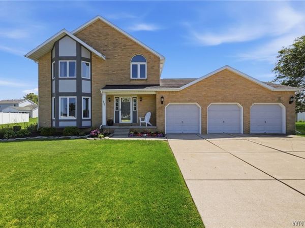 2654 Kenneth Court , Niagara Falls, NY 14304
