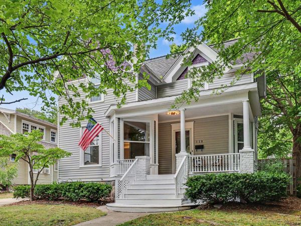118 N Jefferson Street, Ionia, MI 48846