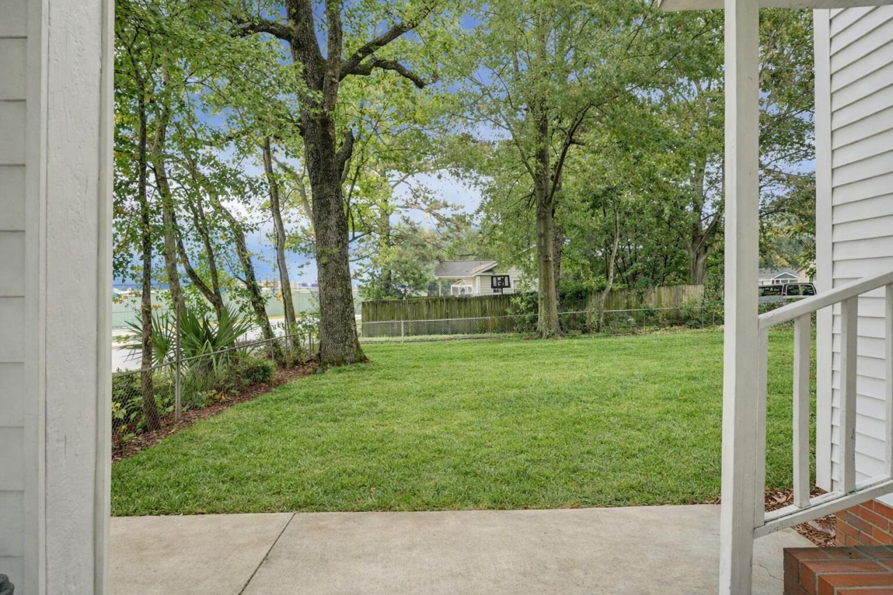 2601 S Allen Drive Photo 15