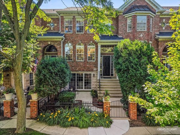 926 Shandrew Drive , Unit 926, Naperville, IL 60540