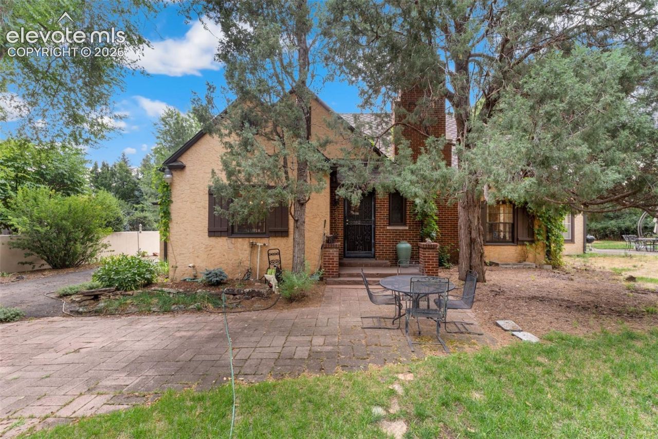 29 Cheyenne Mountain Boulevard, Colorado Springs, CO 80906 Main Photo