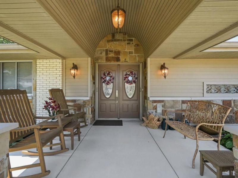 1080 Heathshire Drive, Centerville, OH 45459 Photo 14