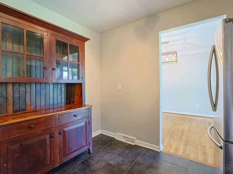 7833 Spirea Drive, Sycamore Township, OH 45236 Photo 16