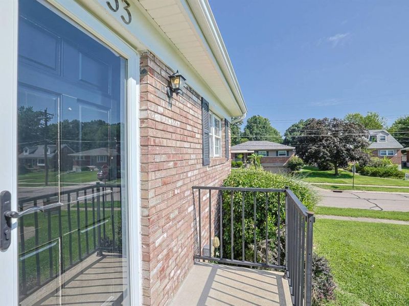 7833 Spirea Drive, Sycamore Township, OH 45236 Photo 3