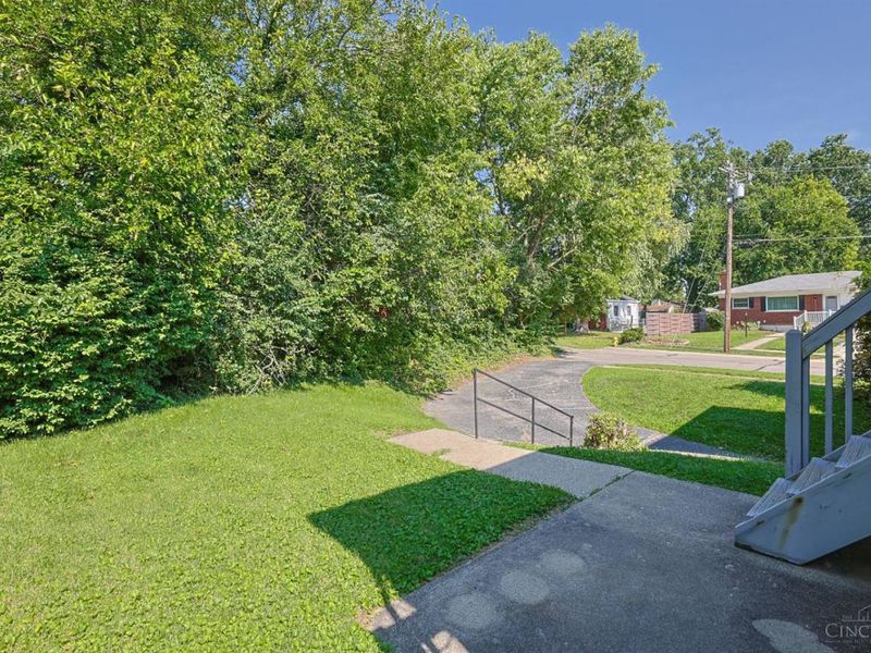 7833 Spirea Drive, Sycamore Township, OH 45236 Photo 37