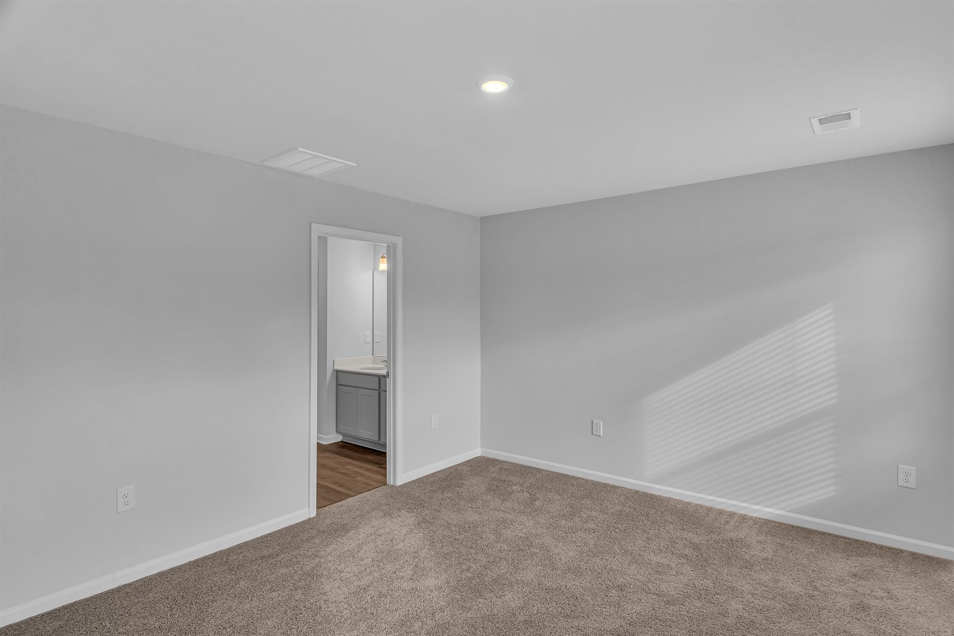 947 Caswell Dr. Photo 19