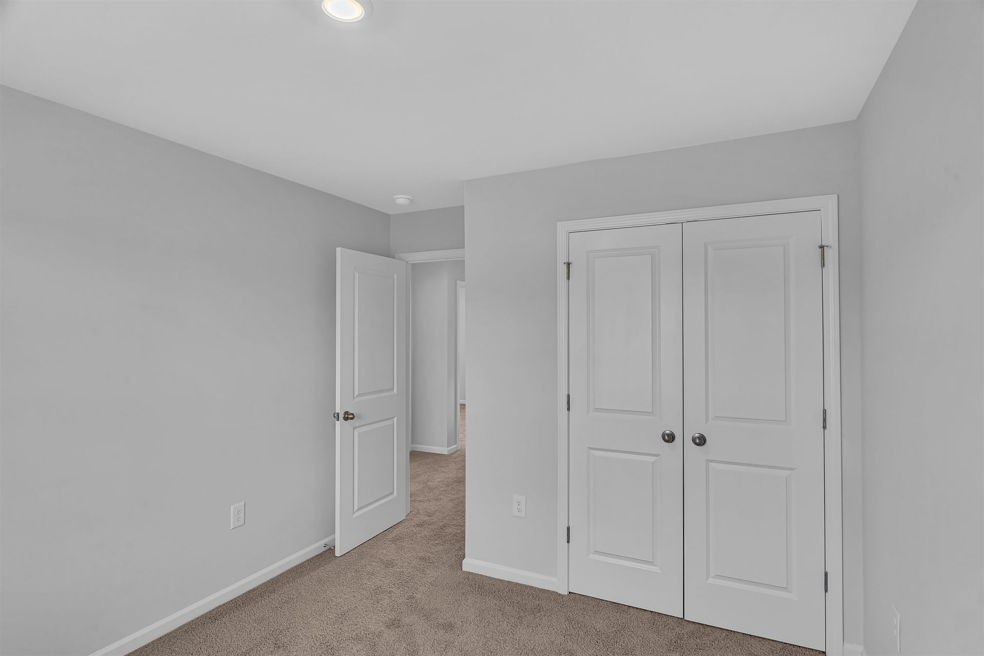 947 Caswell Dr. Photo 25