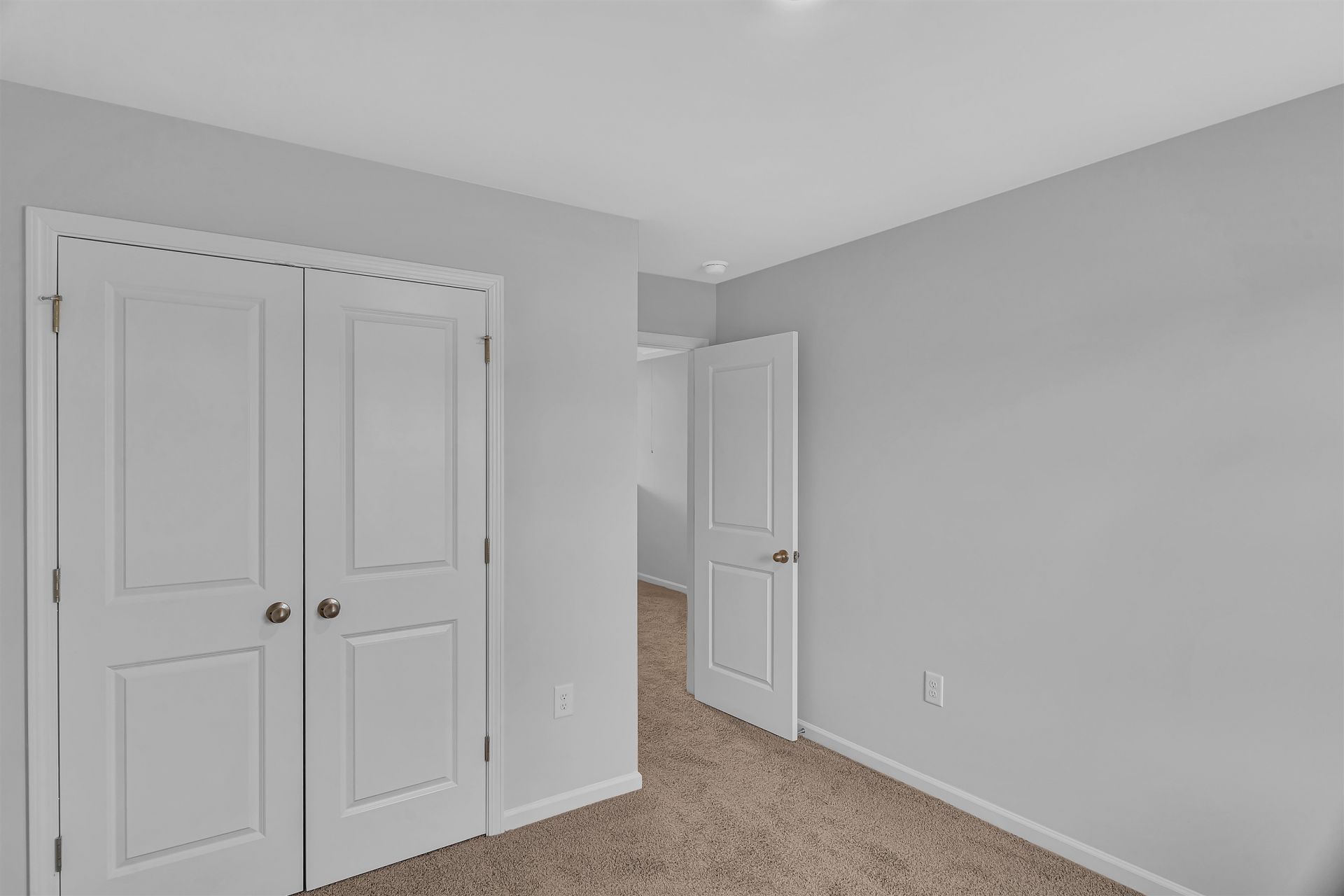 947 Caswell Dr. Photo 27