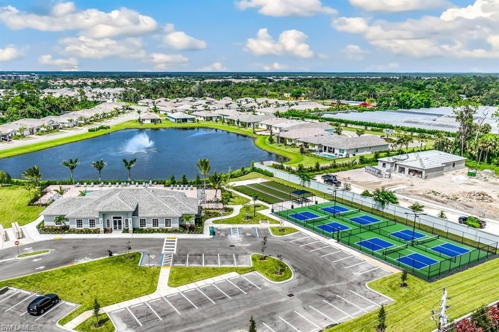 426 Tamarindo Ln , Naples, FL 34114 Photo