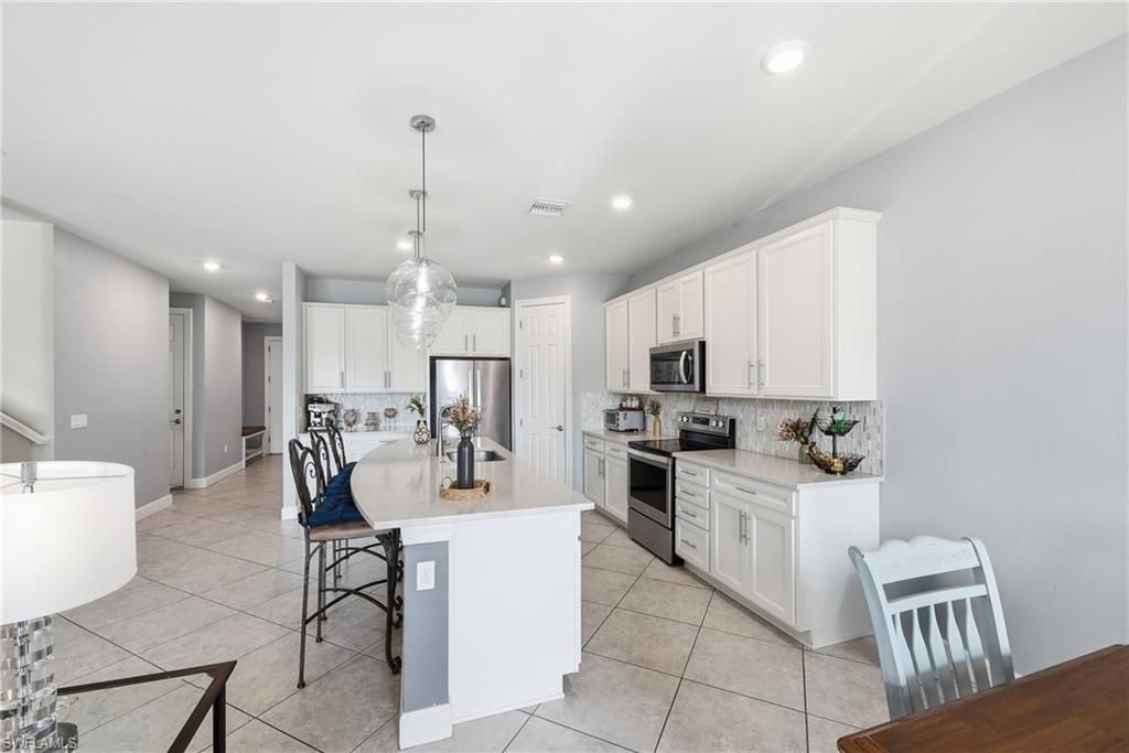 2133 Clementine St, Naples, FL 34120 Photo