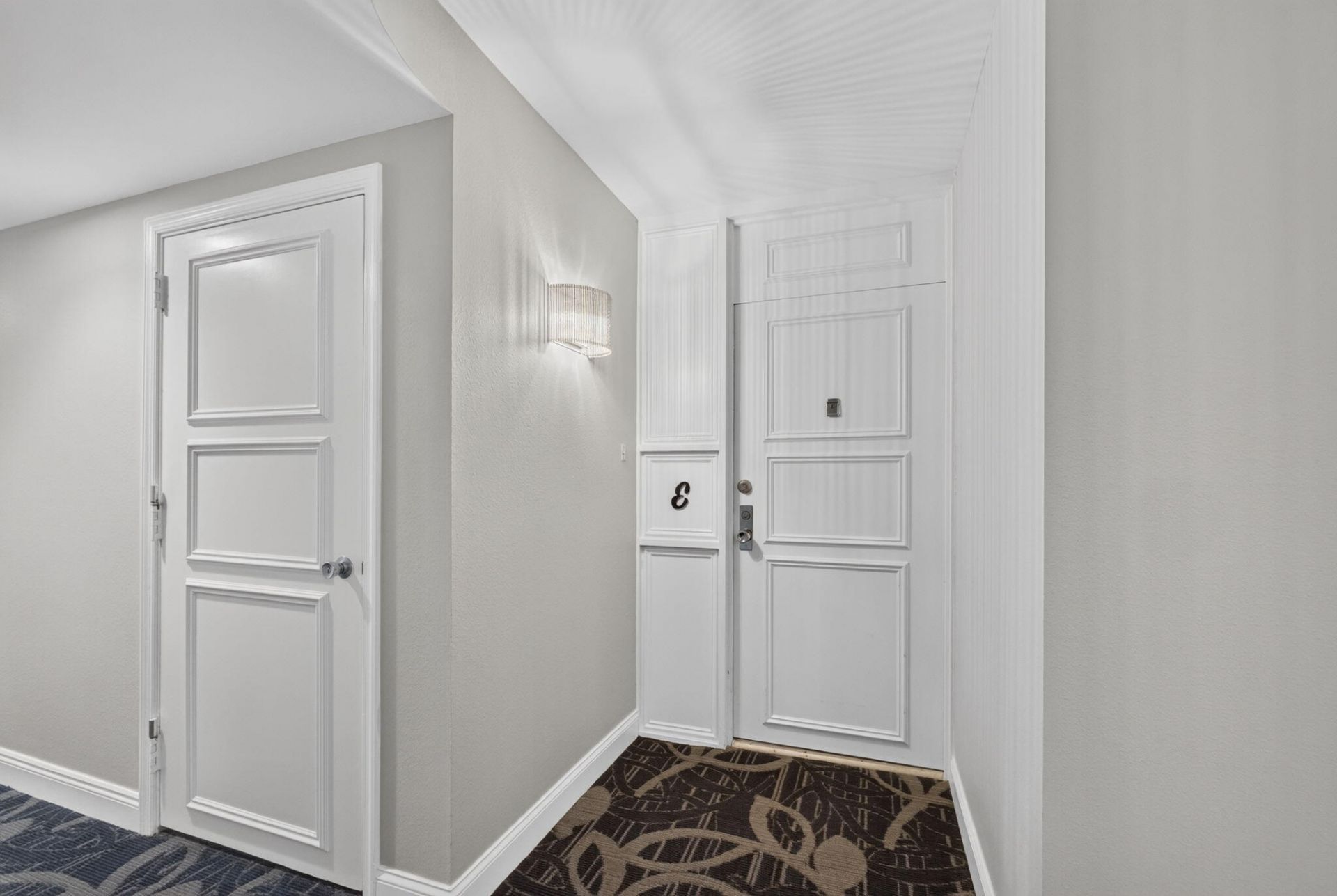 5380 N Ocean Drive, Unit 2e, Riviera Beach, FL 33404 Photo