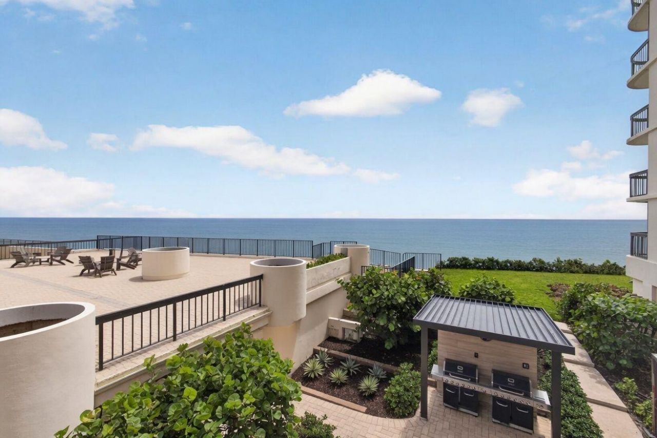 5380 N Ocean Drive, Unit 2e, Riviera Beach, FL 33404 Photo