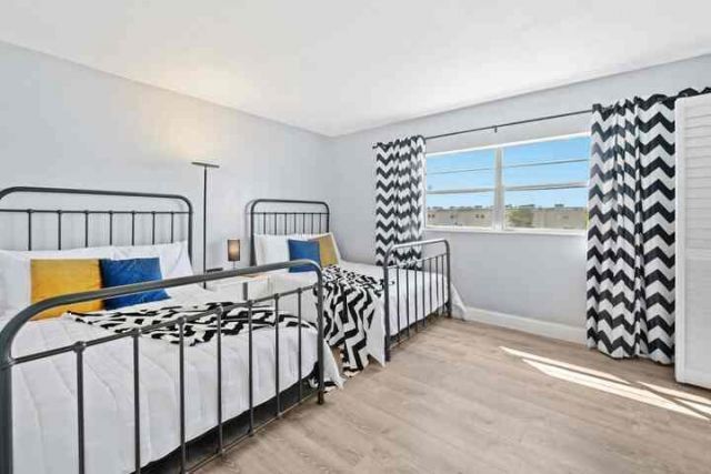 2015 NW 37th Terrace Nw, Unit 403, Lauderdale Lakes, FL 33311 Photo