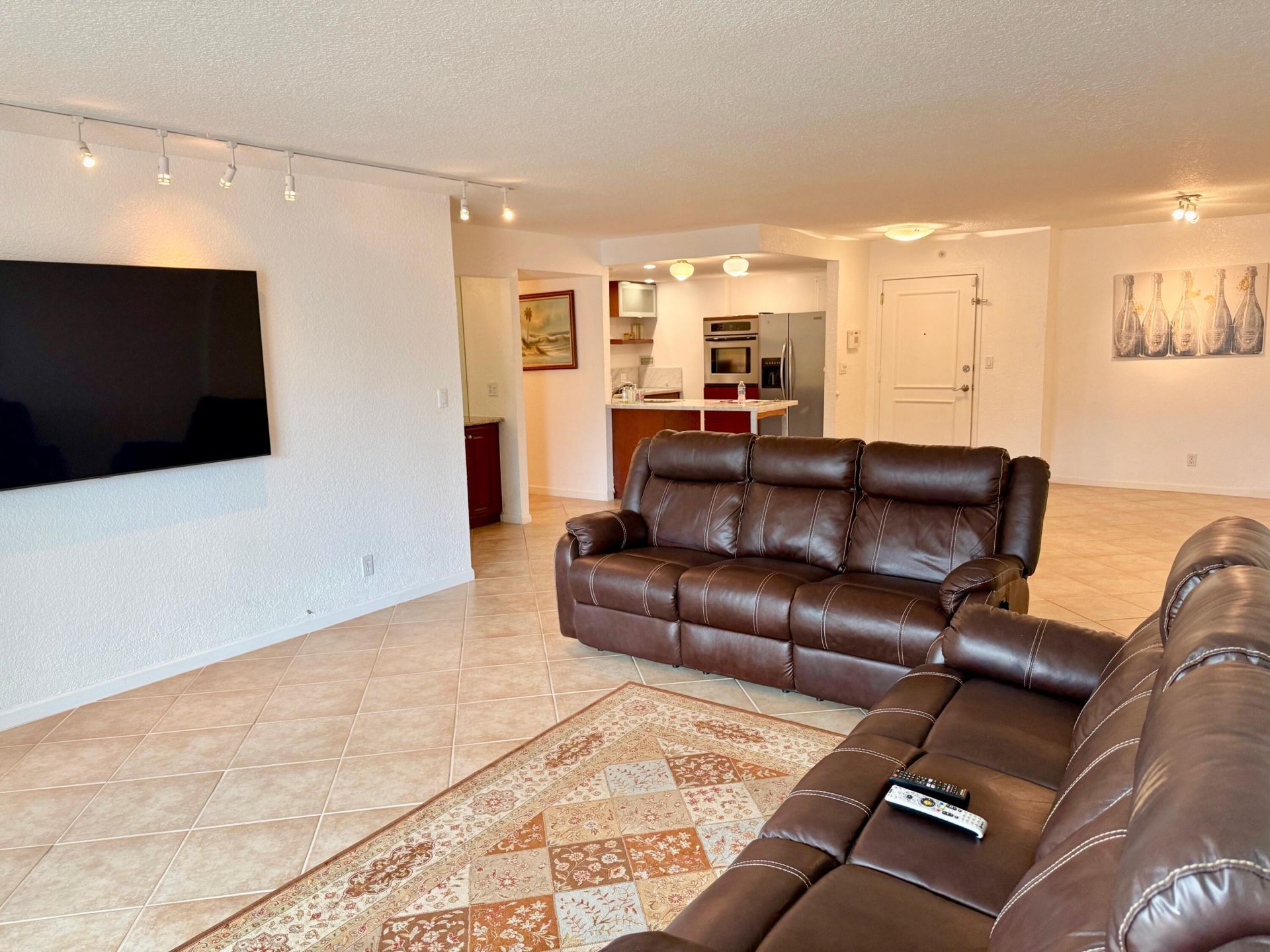 1000 Spanish River Road, Unit 1B, Boca Raton, FL 33432 Photo