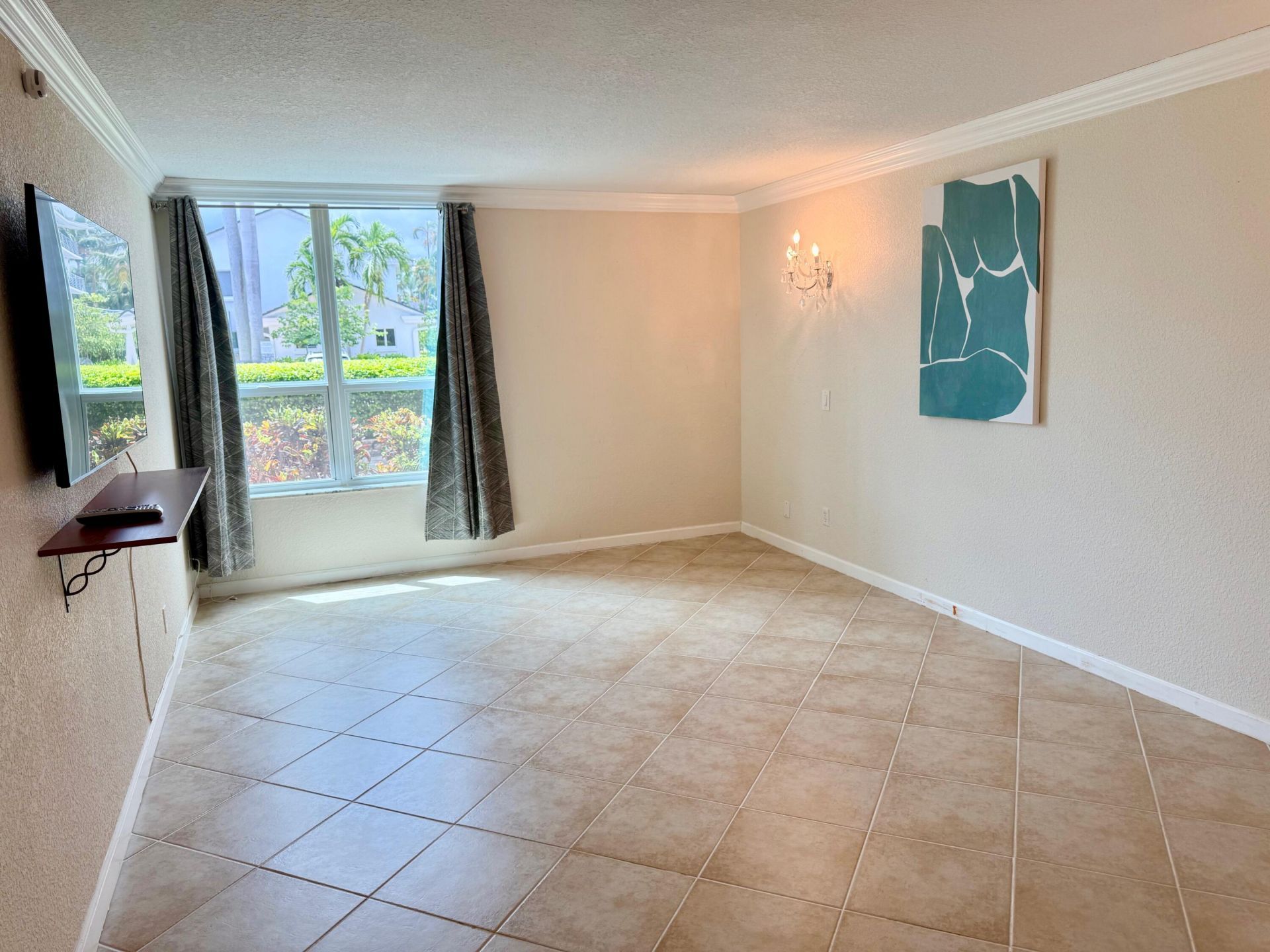 1000 Spanish River Road, Unit 1B, Boca Raton, FL 33432 Photo