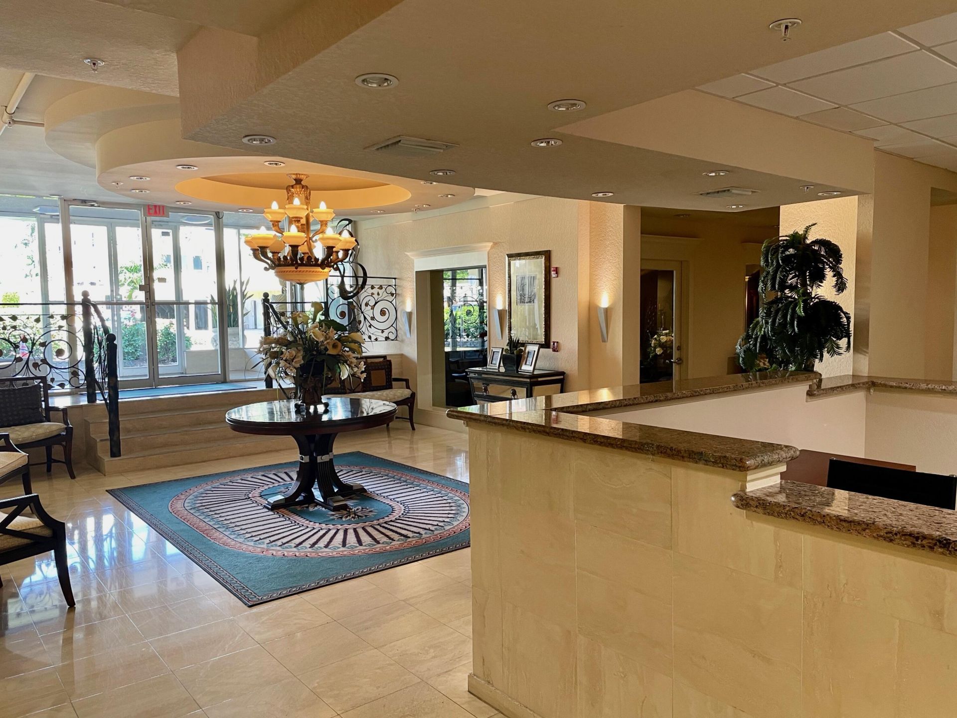 1000 Spanish River Road, Unit 1B, Boca Raton, FL 33432 Photo