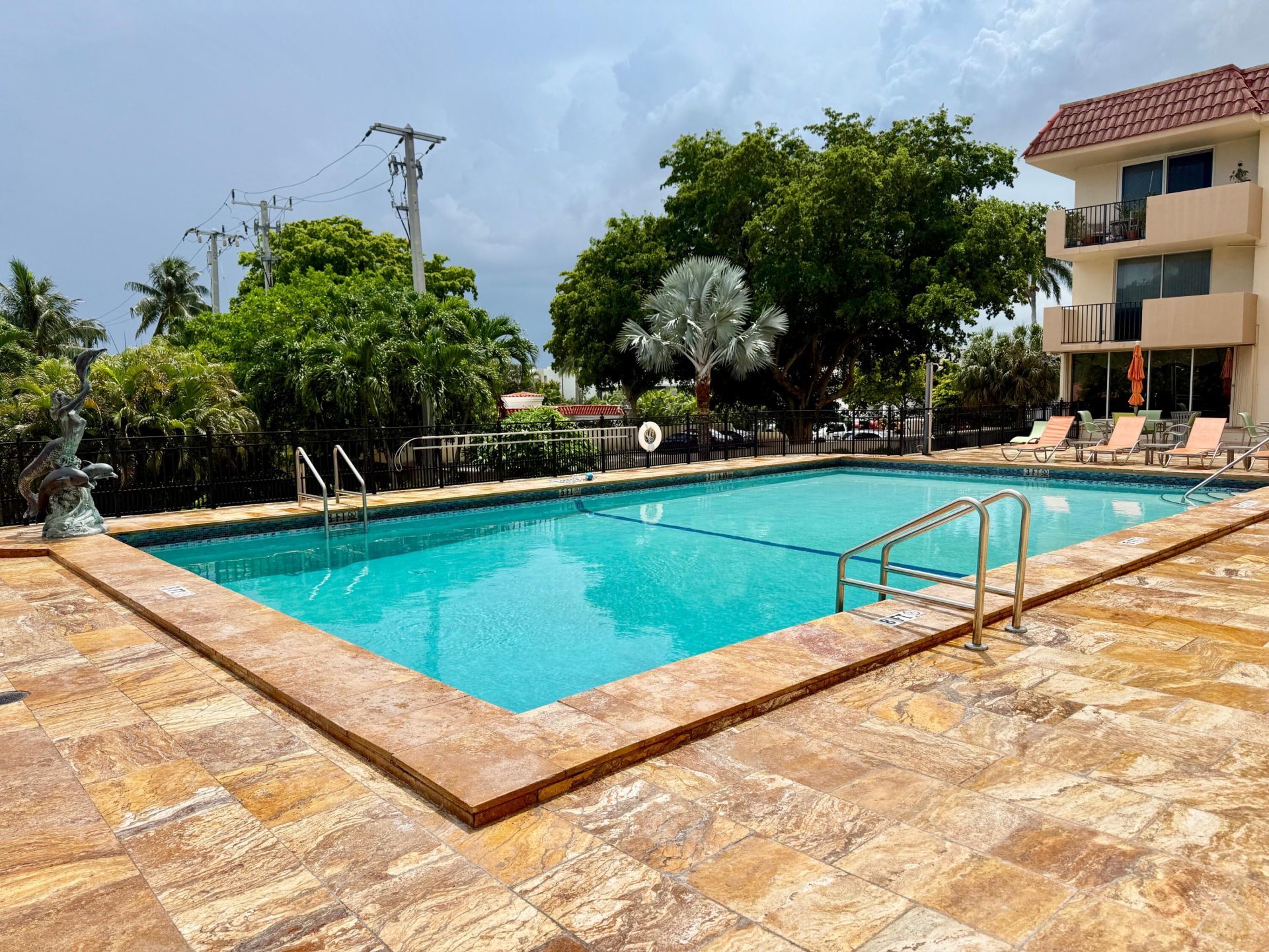 1000 Spanish River Road, Unit 1B, Boca Raton, FL 33432 Photo