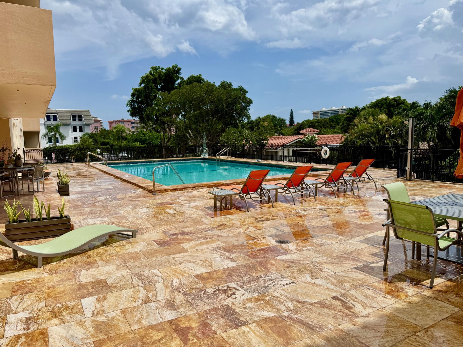 1000 Spanish River Road, Unit 1B, Boca Raton, FL 33432 Photo