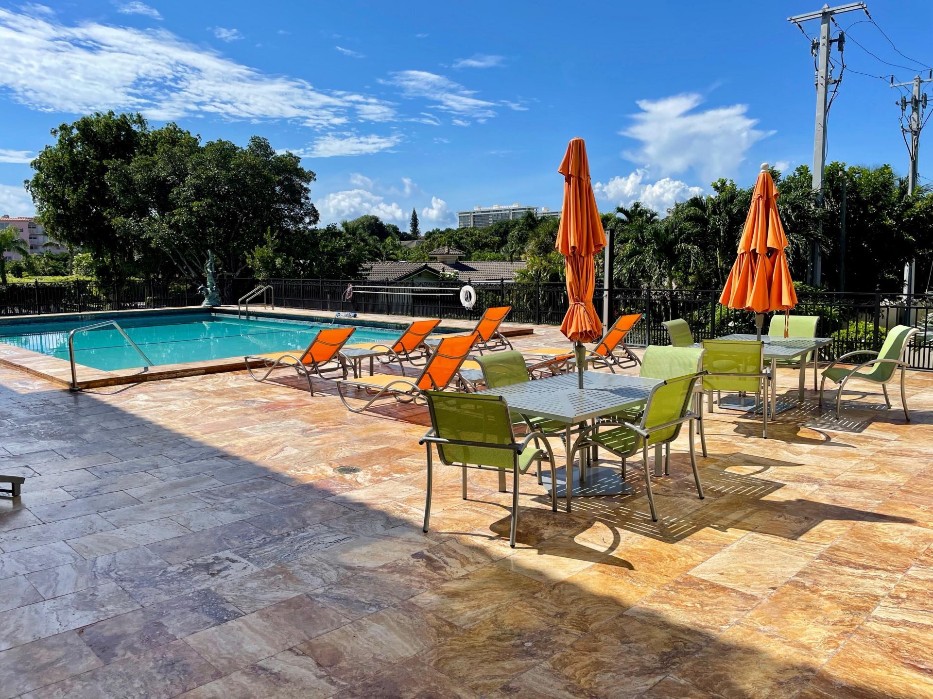 1000 Spanish River Road, Unit 1B, Boca Raton, FL 33432 Photo