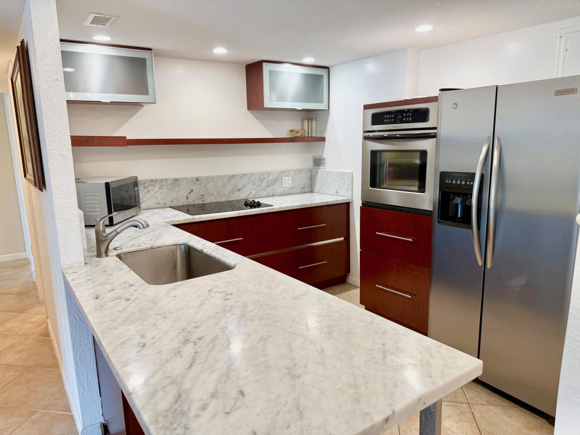 1000 Spanish River Road, Unit 1B, Boca Raton, FL 33432 Photo