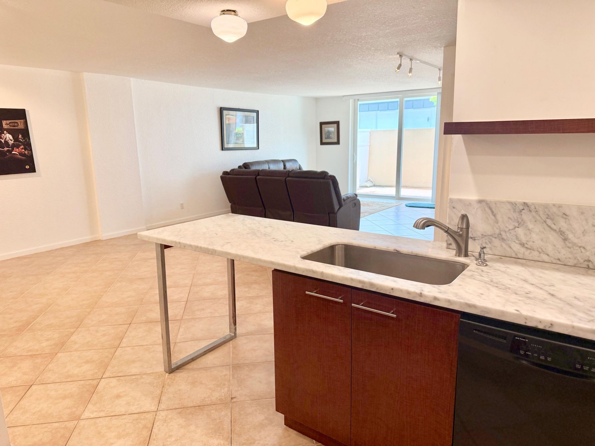 1000 Spanish River Road, Unit 1B, Boca Raton, FL 33432 Photo