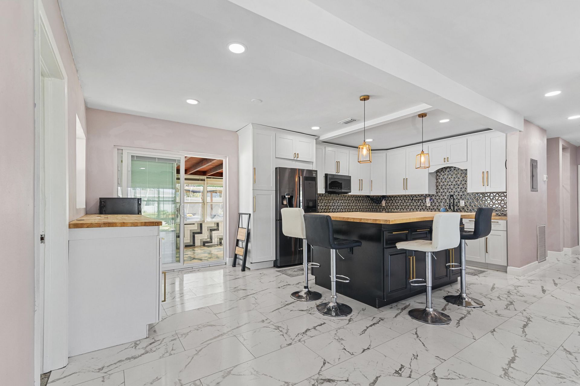 1820 SW 22nd Avenue, Fort Lauderdale, FL 33312 Photo