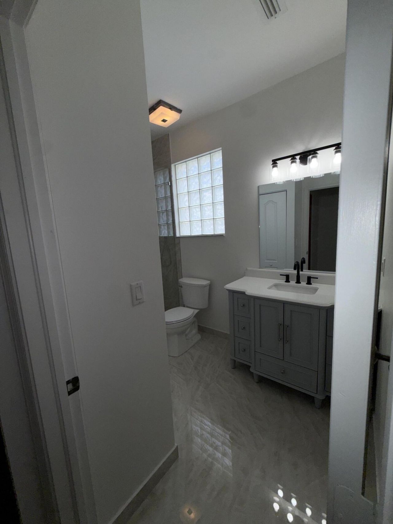 307 Berenger Walk, Royal Palm Beach, FL 33414 Photo