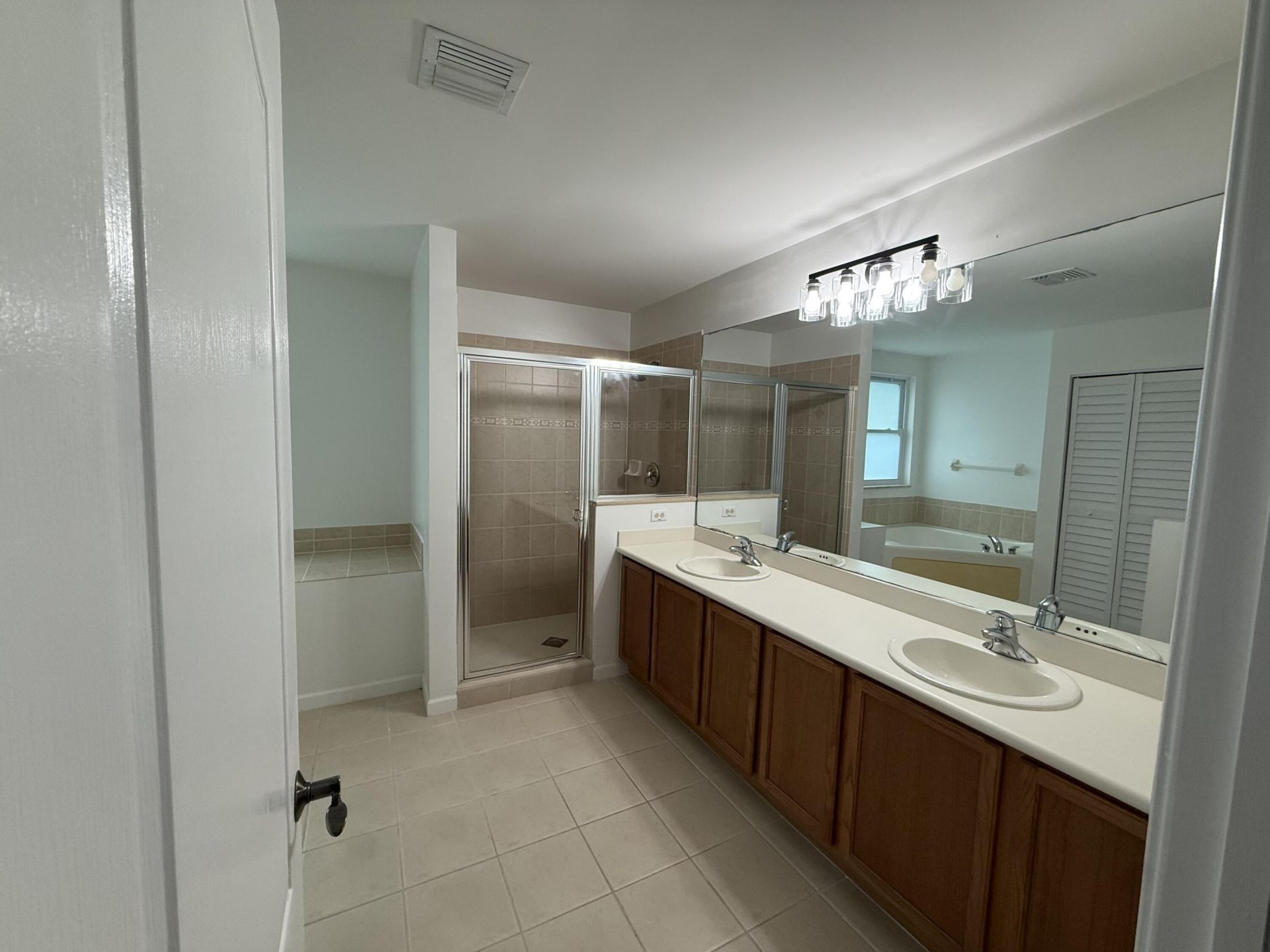 307 Berenger Walk, Royal Palm Beach, FL 33414 Photo