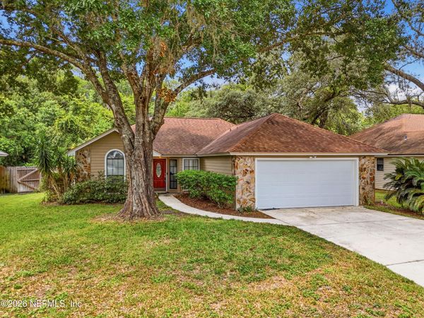 1586 CRABAPPLE COVE Court, Jacksonville, FL 32225