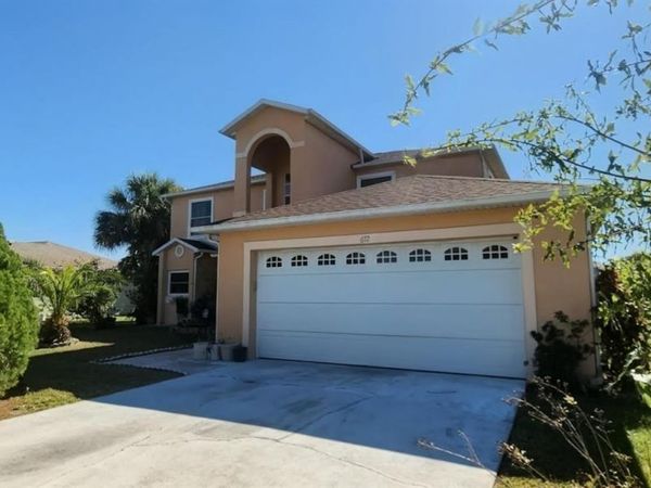 672 STERLING DRIVE , KISSIMMEE, FL 34758