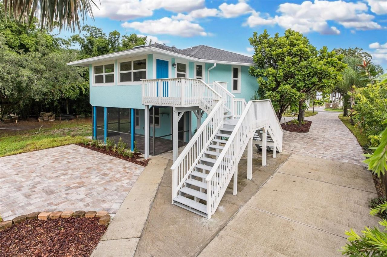 2030 Gulfview Drive, Holiday, FL 34691 Photo