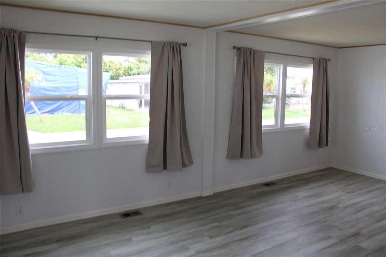 204 50th Avenue Drive W, Bradenton, FL 34207 Photo