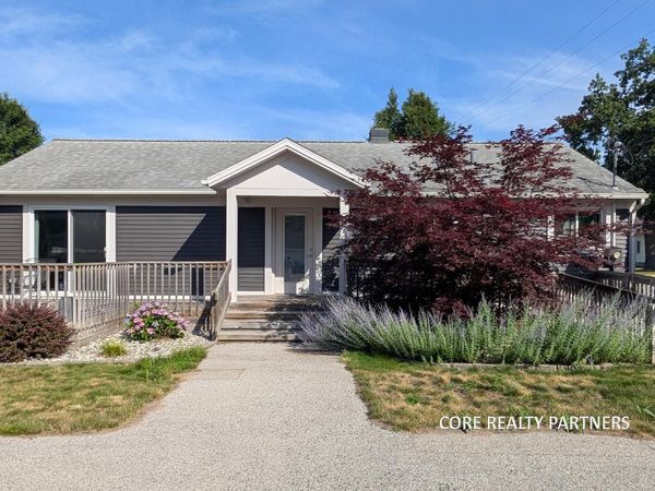 1921 Ruddiman Drive, Muskegon, MI 49445