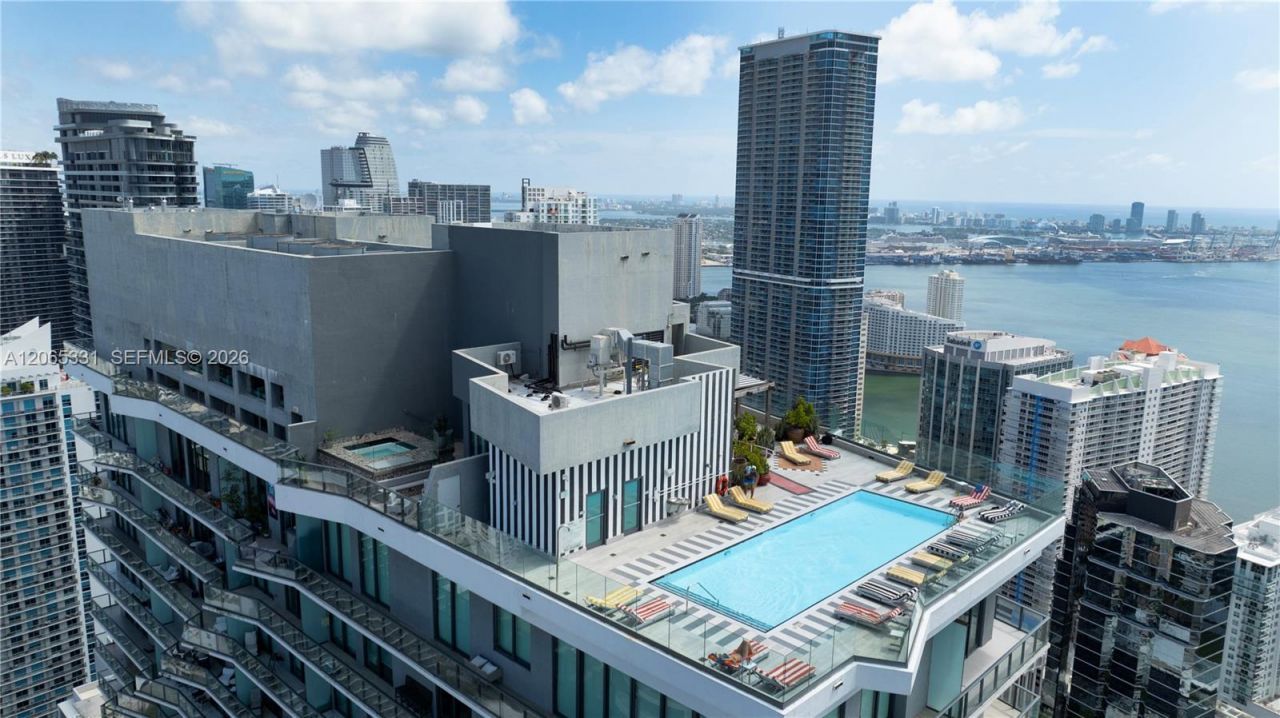 1300 S Miami Ave , Unit 2411, Miami, FL 33130 Photo