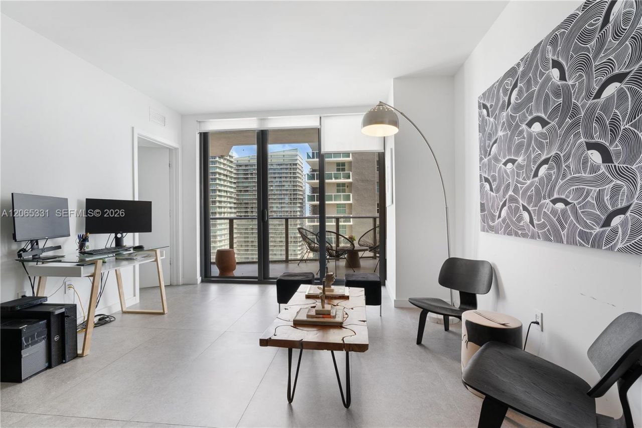 1300 S Miami Ave , Unit 2411, Miami, FL 33130 Photo
